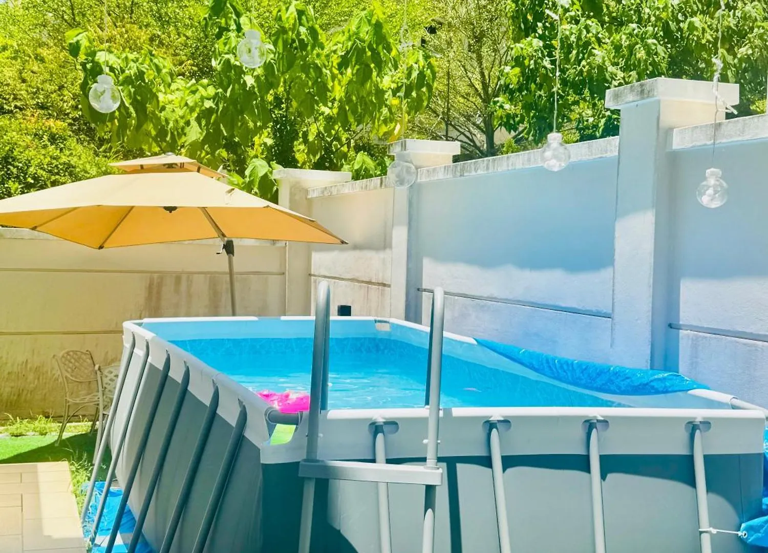 Beautiful 20-Person Villa, Walk To Beach & Market Batu Ferringhi Villa