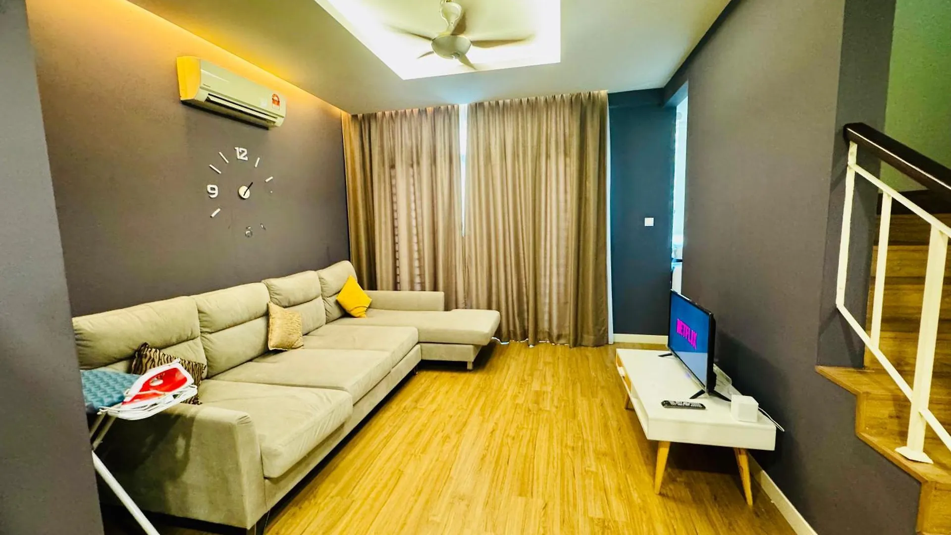 Beautiful 20-Person Villa, Walk To Beach & Market Batu Ferringhi 0*,